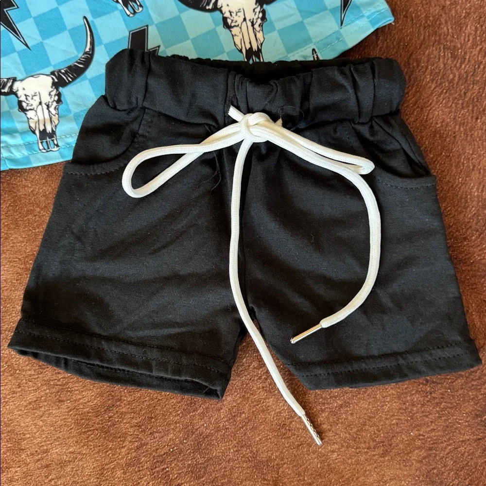 New! Infant Bull Print Tank and Shorts Set - Picture 3 of 4